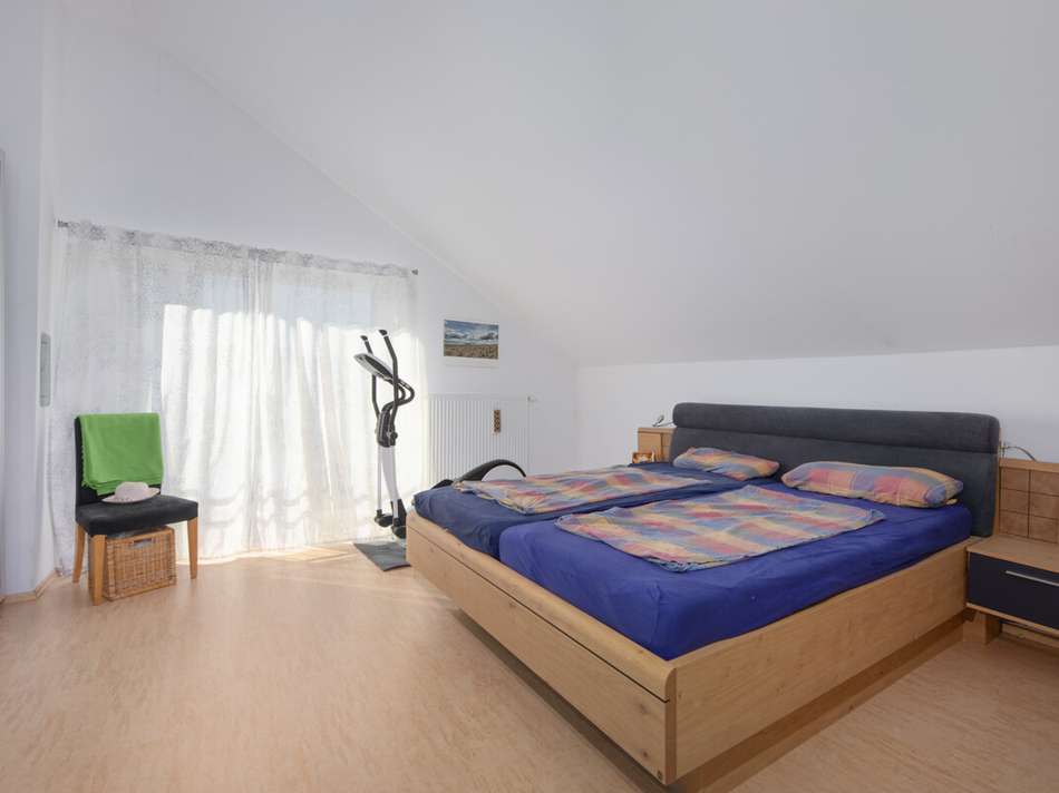 Schlafzimmer OG