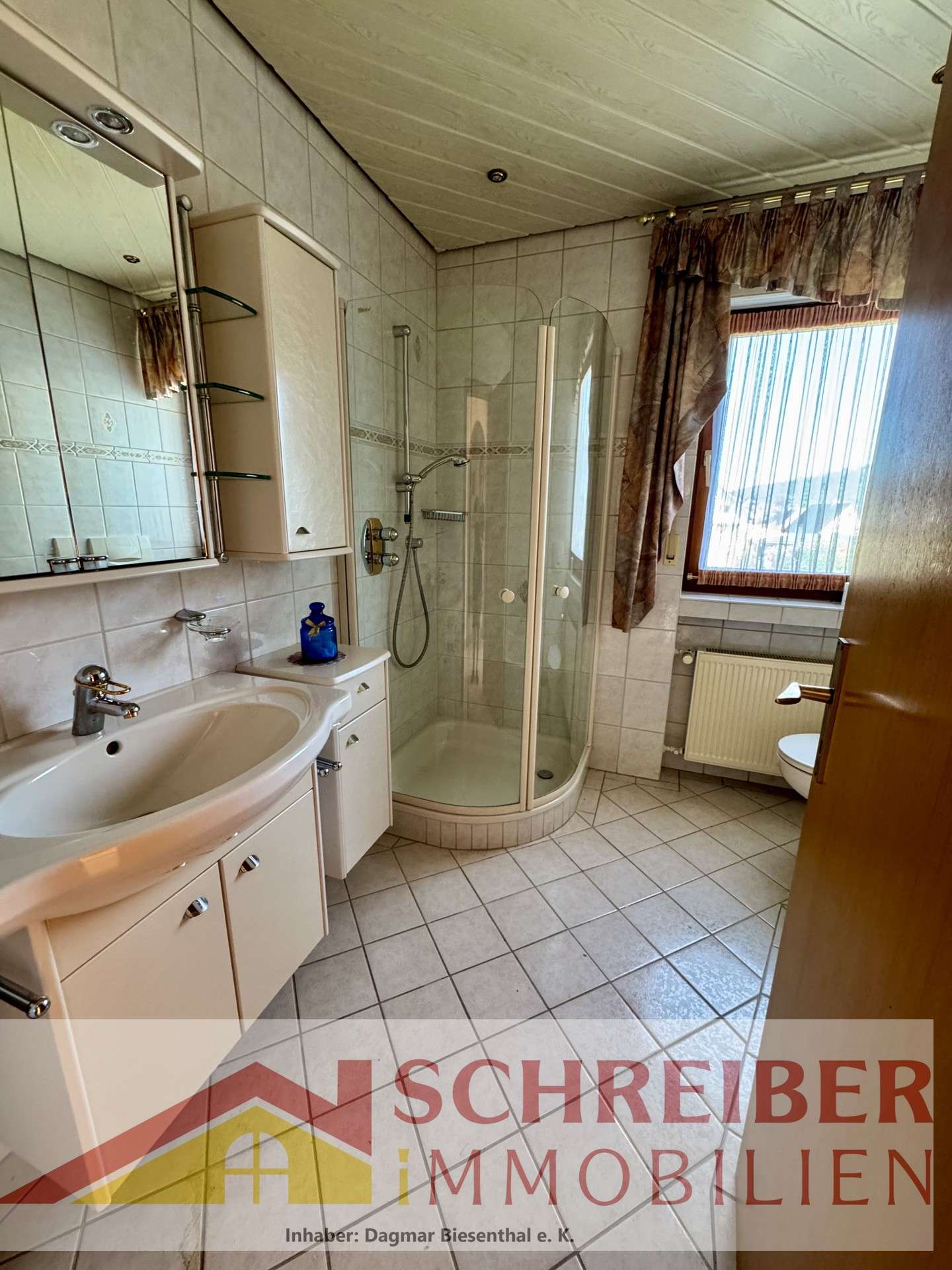 Immobilie in Bad Laasphe - Gepflegtes, großzügiges Einfamilienhaus in Bad Laasphe - Niederlaasphe zu verkaufen - Bild 0