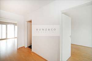 Provisionsfrei: Gemütliche Dachgeschoss-Wohnung mit Westbalkon und Alpenblick! – Sankt-Wendel-Str 45, 81379 Thalkirchen, München – Vorschaubild 12