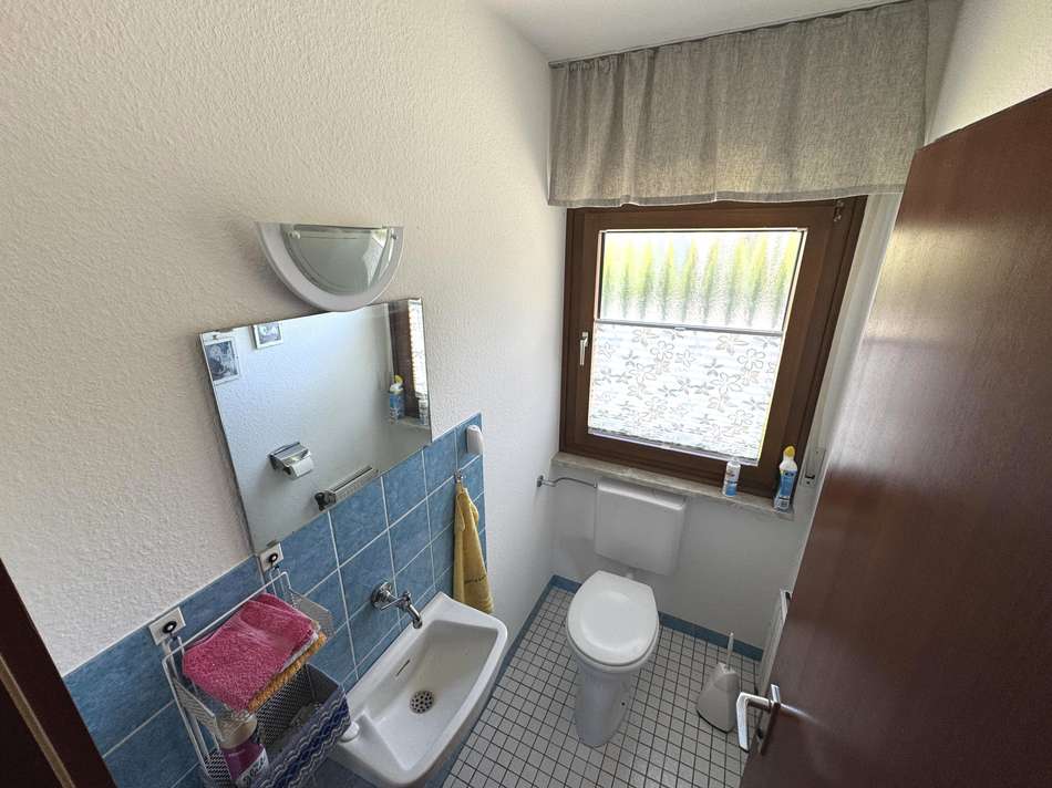 Gäste-WC EG
