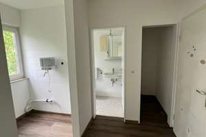 Frisch saniertes 1-Zimmer-Appartement mit Blick ins Grüne – Glatzer Straße 23, 57072 Siegen, Siegen – Vorschaubild 5