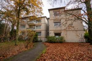 4-Zimmerwohnung mit Balkon, im grünen Dahlem