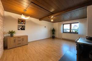 "Charmantes Einfamilienhaus auf Eckgrundstück in bester Wohnlage von Regensburg!" – Die vollständige Adresse der Immobilie erhältst du vom Anbieter., 93057 Konradsiedlung-Wutzlhofen, Regensburg – Vorschaubild 53