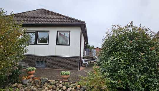 Bild von Bungalow, komplett unterkellert, Baujahr 1983 zu verkaufen :)