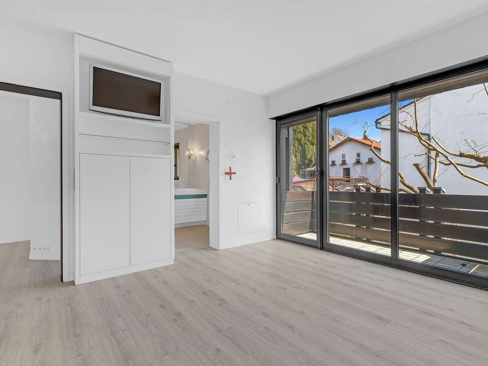Schlafzimmer mit Bad und Balko