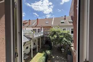 Charmante 2-Zimmer-Altbauwohnung mit Blick ins Grüne im Herzen von Heidelberg-Bergheim – Bergheimer Str. 84, 69115 Bergheim, Heidelberg – Vorschaubild 1