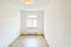 Zuhause im Lutherviertel - Moderne 2 Raum-Wohnung mit EBK und Balkon! – Clausstraße 120, 9126 Chemnitz – Vorschaubild 15