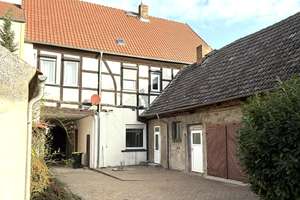 Landleben mitten in der Stadt - historisches Bauernhaus mit großem Hof & Nebengelass in Arneburg – Breite Straße 41, 39596 Arneburg – Vorschaubild 4