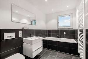 Townhouse mit Kamin & zwei Sonnenterrassen- stilvoll wohnen nahe Hamburg – Die vollständige Adresse der Immobilie erhältst du vom Anbieter., 22848 Norderstedt – Vorschaubild 19