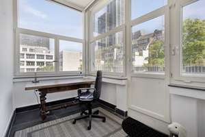 Luxuriöse sanierte Altbauwohnung in Bestlage – Mit Dachterrasse, Stellplatz und Blick ins Grüne – Die vollständige Adresse der Immobilie erhältst du vom Anbieter., 40217 Unterbilk, Düsseldorf – Vorschaubild 27
