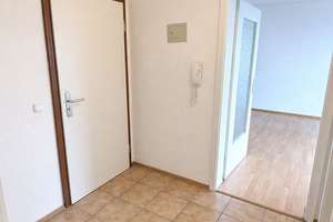 Helle 2-Zimmerwohnung im 13. OG in Köln-Ehrenfeld – Graeffstraße 3, 50823 Neuehrenfeld, Köln – Vorschaubild 5