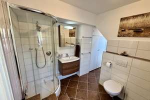 Modernisiertes Haus mit zwei Wohneinheiten & Gartenblick – Die vollständige Adresse der Immobilie erhältst du vom Anbieter., 24113 Hassee, Kiel – Vorschaubild 6