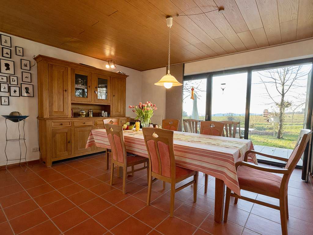 Immobilie in Itzgrund - Großzügiges Wohnerlebnis mit Panoramablick: Ihr neues Zuhause im Itzgrund - Bild 2