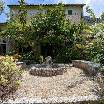 Rustikales Anwesen mit Bewohnbarkeitsbescheinigung in Sóller.
