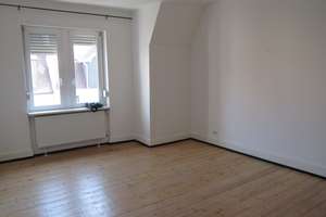 Charmante Altbauwohnung in begehrter Stadtlage – Die vollständige Adresse der Immobilie erhältst du vom Anbieter., 76137 Südweststadt, Karlsruhe – Vorschaubild 4