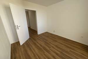 3-Zimmer-Wohnung mit Balkon und TG-Stellplatz in Nürnberg Langwasser – Imbuschstraße 10, 90473 Langwasser Südost, Nürnberg – Vorschaubild 12