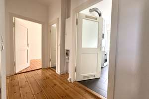Sanierte 1,5-Zimmer-Wohnung mit Balkon – Marienfelder Allee 54, 12277 Marienfelde, Berlin – Vorschaubild 2