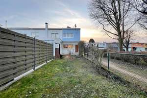 IHR NEUES ZUHAUSE 🏠 Modernisiertes Reihenhaus mit Garten in Praunheim! – Die vollständige Adresse der Immobilie erhältst du vom Anbieter., 60488 Praunheim, Frankfurt am Main – Vorschaubild 10
