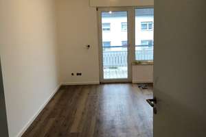 von privat - Modernisierte 3-Zimmer-Wohnung in Leverkusen-Schlebusch – Reuterstraße 9, 51375 Schlebusch, Leverkusen – Vorschaubild 2
