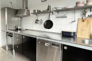 Traumhafte 2-Zimmer-Wohnung in erster Main-Reihe mit Festungsblick in zentraler Lage  – Karmelitenstraße 45, 97070 Würzburg – Vorschaubild 14
