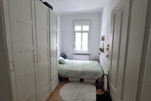 Schöne helle kleine Altbauwohnung im Bergkirchenviertel – Röderstraße X, 65183 Wiesbaden – Vorschaubild 3