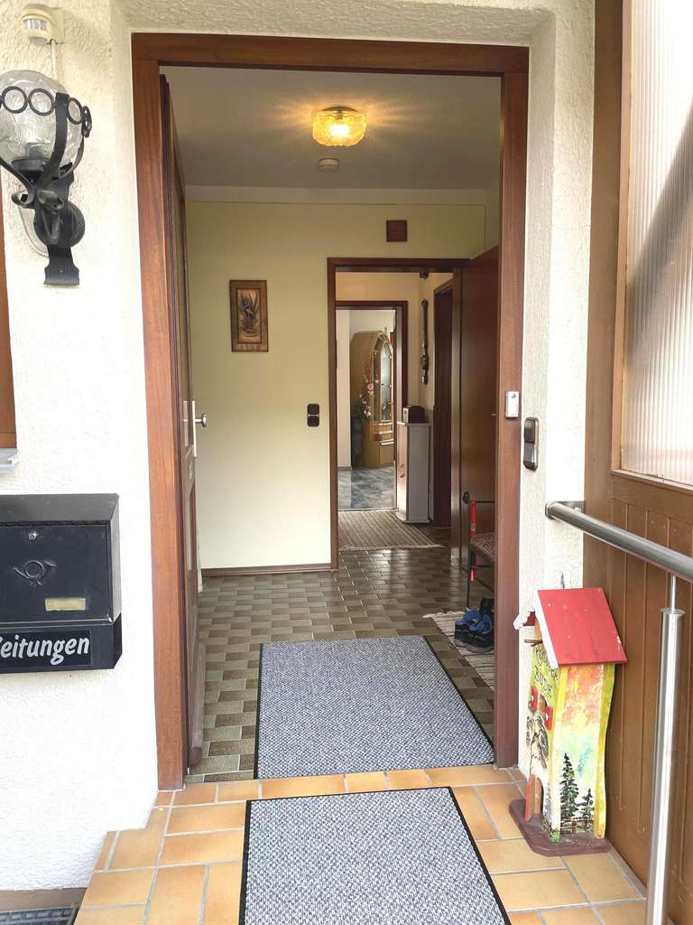 Immobilie in Buchloe - REIHENHAUS MIT 2 KÜCHEN UND BÄDERN - Bild 2