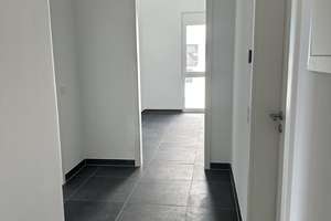 Exklusive Eigentumswohnung in der obersten Etage mit solidem Mieter - ideal für Kapitalanleger – Die vollständige Adresse der Immobilie erhältst du vom Anbieter., 90552 Röthenbach an der Pegnitz – Vorschaubild 3