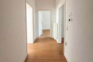 Investmentchance: 7-Parteien-Haus mit zwei leerstehenden Einheiten in Stadtmitte – 40211 Stadtmitte, Düsseldorf – Vorschaubild 4
