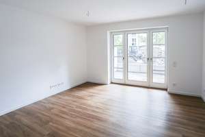  Offene Besichtigung diesen Samstag! EG-Wohnung u.a. mit zwei Terrassen, zwei Bädern, Garten und EBK – Hämmerlingstraße  138, 12555 Köpenick, Berlin – Vorschaubild 5