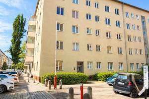 Helle und Bezugsfreie 3-Zimmer-Eigentumswohnung mit Balkon – Kamminer Str. -, 10589 Charlottenburg, Berlin – Vorschaubild 10