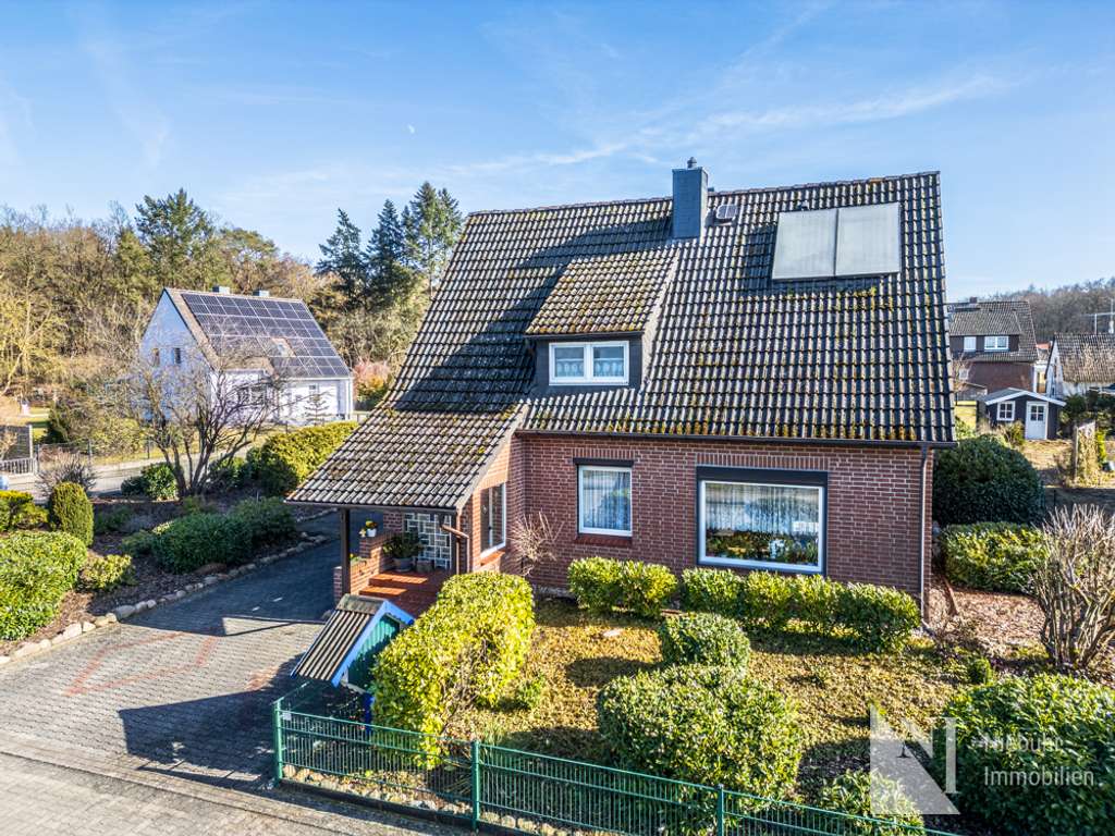 Immobilie in Barendorf - Platz für Ihre Wünsche: Einfamilienhaus auf Eckgrundstück in Barendorf - Bild 0