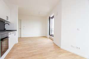Wohnen und Arbeiten vereint: 3-Zimmer-Wohnung in Top-Lage – Mahatma-Gandhi-Platz 4, 81248 Freiham, München – Vorschaubild 8