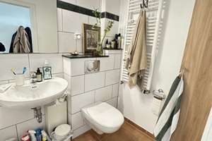 Stilvolle 2-Zimmer-Wohnung in Top-Lage Düsseldorf – voll möbliert mit ruhigem Balkon – Mendelssohnstr 20, 40233 Flingern Nord, Düsseldorf – Vorschaubild 4