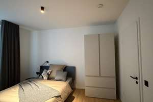 Urban Living Stuttgart-Mitte – möblierte 2,5-Zimmer-Altbauwohnung mit Balkon & Designausstattung – Paulinenstraße 14-16, 70178 Karlshöhe, Stuttgart – Vorschaubild 7