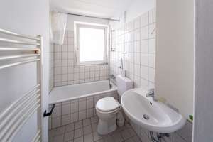 Lichtdurchflutete 2,5-Zimmer-Wohnung mit 2 Balkonen am Hölderlinplatz – Kornbergstr 50, 70176 Hölderlinplatz, Stuttgart – Vorschaubild 27