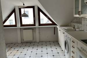 Großzügiges Potenzial: Zehn-Zimmer-Wohnung in Berlin – Beusselstraße 8, 10553 Moabit, Berlin – Vorschaubild 12