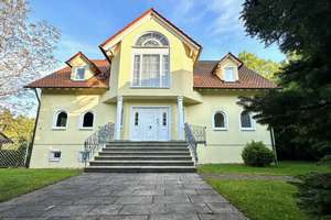 Grandiose - Black Forest Villa- available – Die vollständige Adresse der Immobilie erhältst du vom Anbieter., 75378 Bad Liebenzell – Vorschaubild 1