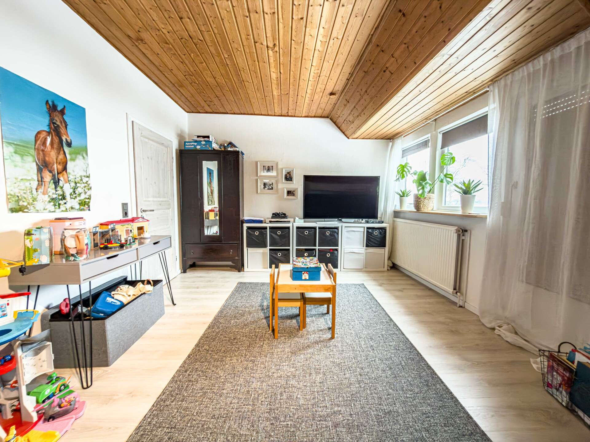 Immobilie in Nordenham - Idyllisches Zuhause mit großem Garten, Kaminwärme und eigener PV-Anlage - Bild 0