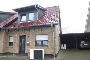 Doppelhaushälfte mit Carport und Terrasse in Saterland zwischen Leer und Oldenburg – Die vollständige Adresse der Immobilie erhältst du vom Anbieter., 26683 Saterland – Vorschaubild 1