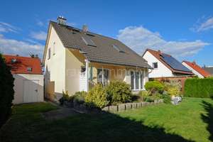 *Reserviert* - Niedersedlitz - 2005 erbautes, bezugsfreies Einfamilienhaus mit Garage – Bornaer Weg 5, 1257 Niedersedlitz, Dresden – Vorschaubild 2