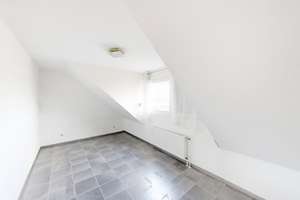 Kerpen-Sindorf! Ruhiglage! Sonnenhelles Einfamilienhaus mit Garten, Pool und Garage! (LK 4840) – Die vollständige Adresse der Immobilie erhältst du vom Anbieter., 50170 Kerpen – Vorschaubild 9