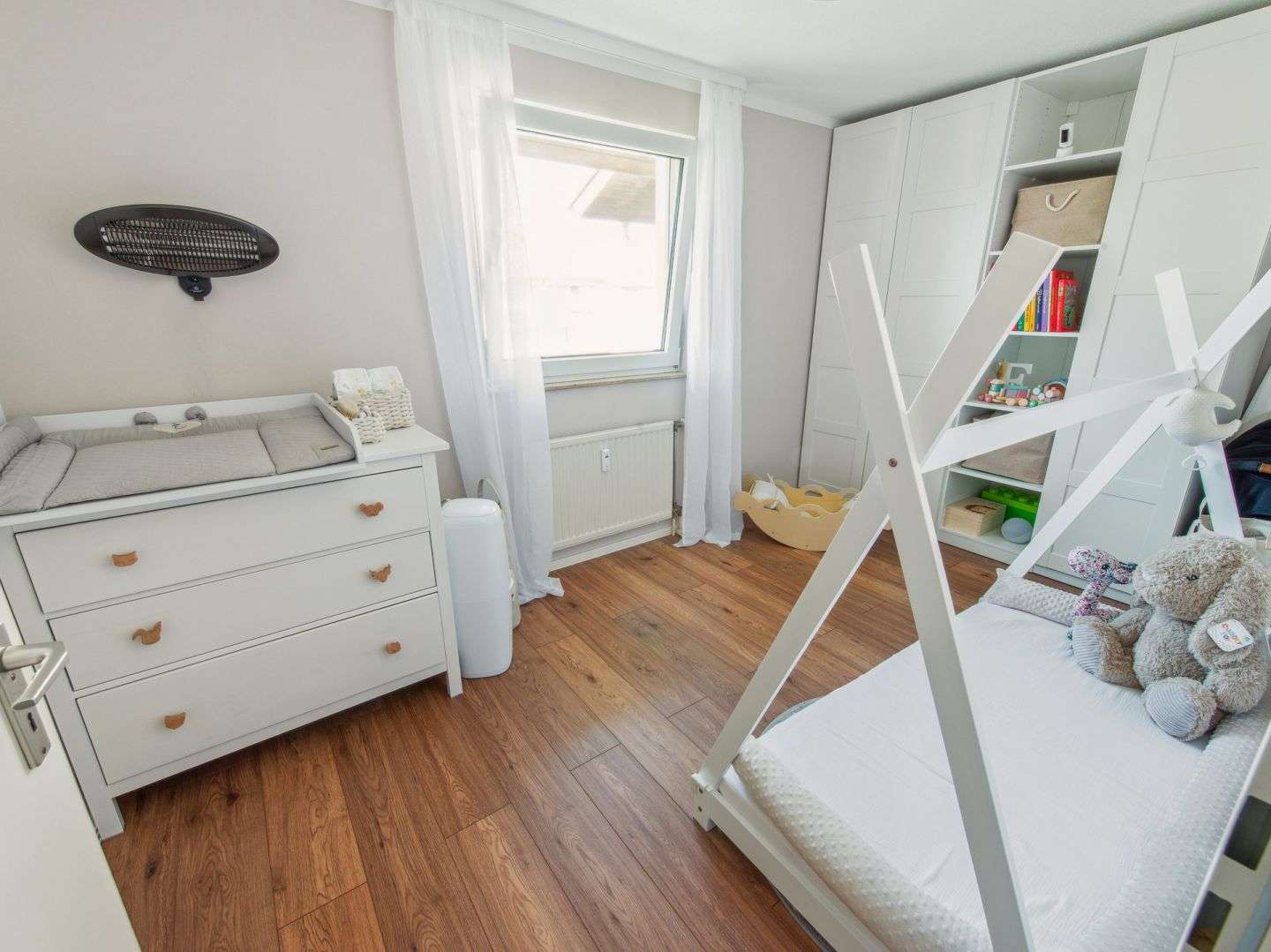 Immobilie in Hügelsheim - Frisch renovierte 3-Zimmer-Eigentumswohnung mit Stellplatz in Hügelsheim - Bild 0