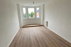Frisch Renoviert!  Neues Bad 2 Zimmer im 3.OG rechts im gepfl. Haus! Stellplatz verfügbar! – Grundschötteler Straße 2b, 58135 Haspe-West, Hagen – Vorschaubild 2