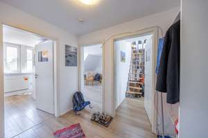 Voll vermietetes Dreifamilienhaus mit solider Rendite und historischem Charme in Geestemünde – Die vollständige Adresse der Immobilie erhältst du vom Anbieter., 25750 Geestemünde-Nord, Bremerhaven – Vorschaubild 25