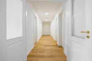 Große, bezugsfertige 5-Zimmer-Altbauwohnung im hellen Dachgeschoss – Elsterstraße 48, 4109 Leipzig – Vorschaubild 11