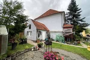 Mehrgenerationenhaus mit drei Wohneinheiten, großem Garten und Potenzial – Die vollständige Adresse der Immobilie erhältst du vom Anbieter., 32051 Herford – Vorschaubild 9