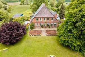 Großzügiges Bauernhaus bei Badendorf mit vielseitigen Nutzungsmöglichkeiten – Die vollständige Adresse der Immobilie erhältst du vom Anbieter., 23556 Sankt Lorenz Nord, Lübeck – Vorschaubild 4