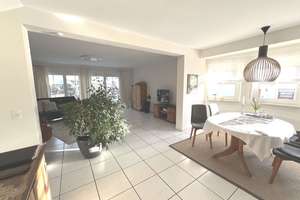 "Charme trifft Qualität"  Reihenendhaus mit Carport - EBK in schöner Lage – Die vollständige Adresse der Immobilie erhältst du vom Anbieter., 64385 Reichelsheim (Odenwald) – Vorschaubild 4