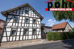 Fachwerk Bauernhof mit Scheune und großem Garten, Familienidyll bei Heldburg! – Die vollständige Adresse der Immobilie erhältst du vom Anbieter., 98663 Hellingen – Vorschaubild 1