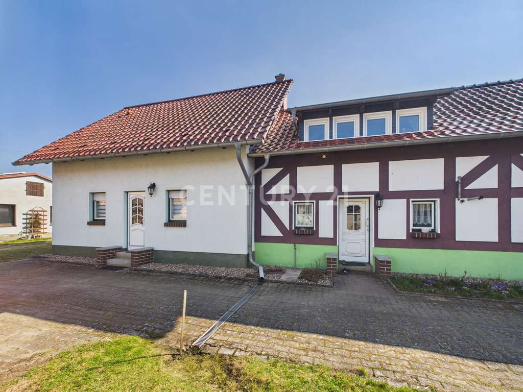 Immobilie in Gumtow - Großzügiges Landhaus-Idyll: Viel Platz für Familie, Hobby und Selbstversorgung! - Bild 1